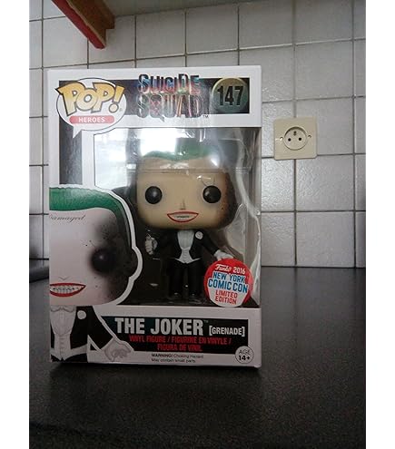 Funko POP Movies: Suicide Squad The Joker (Suit) Exclusive 107